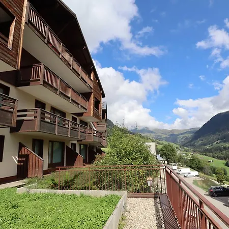 Apartmán T3 Avec Piscine Et Balcon, Proche Station *